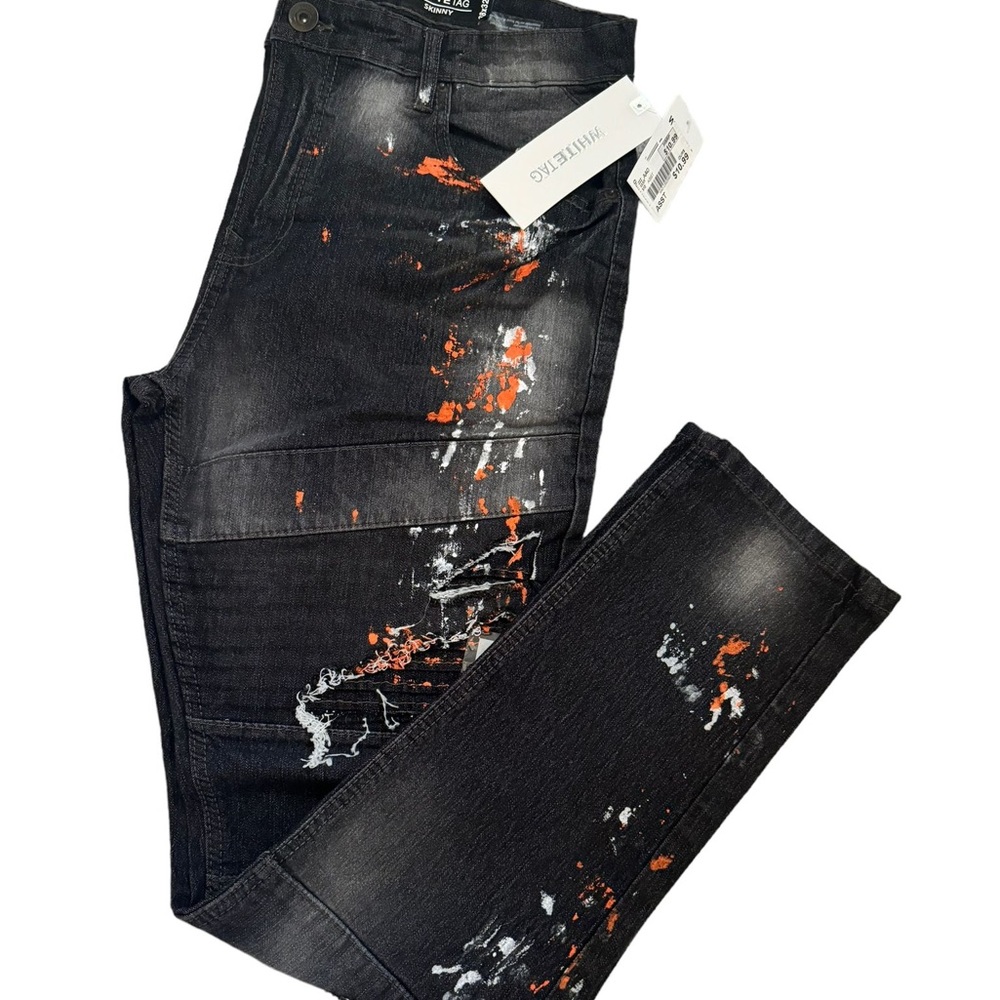 White tag black skinny Jeans